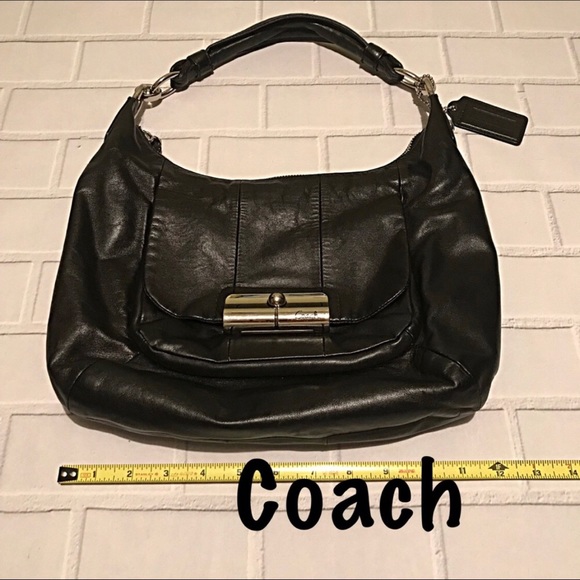 Coach Handbags - Coach black leather shoulderbag